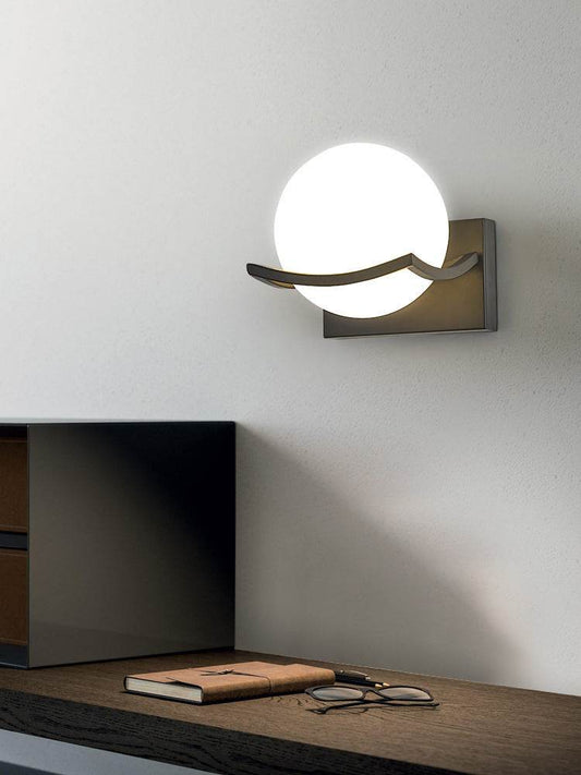 Modern Minimalist Bedroom Bedside Wall Lamp - Tarteebstudio