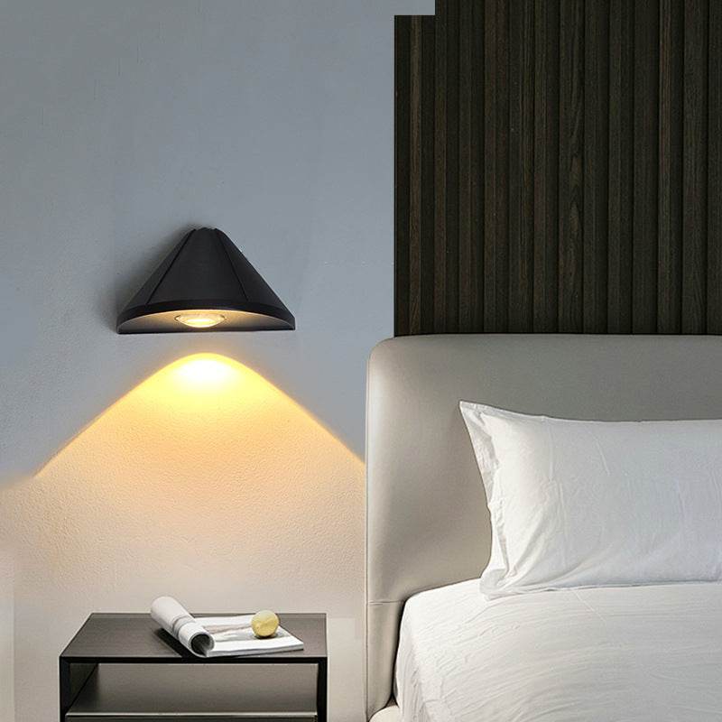 Modern Minimalist Outdoor Wall Lamp – Waterproof LED Light for Patio, Garden & Entryway - Tarteebstudio