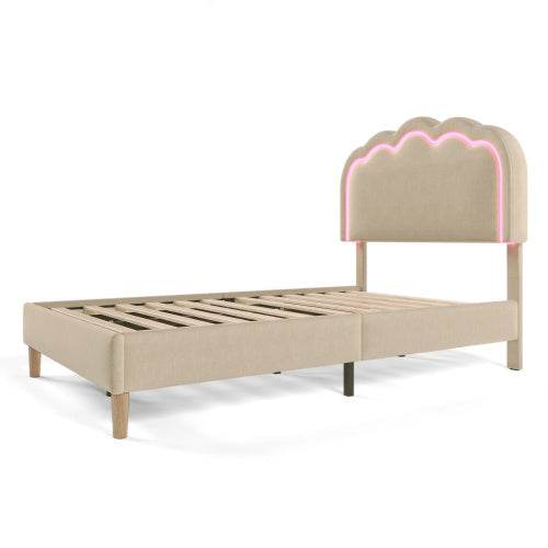 Gepolstertes Bett in Rosa Samt – Luxus Polsterbett mit Knopfheftung & Metallgestell | Queen/King Size Plattformbett ohne Boxspring – Stilvolles Schlafzimmermöbel im Retro-Look - Tarteebstudio